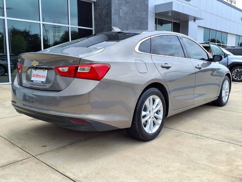 Used 2017 Chevrolet Malibu LT FWD image 24