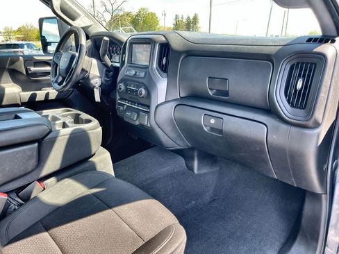 Used 2021 Chevrolet Silverado 2500 Custom w/ Custom Value Package AWD/4WD image 26