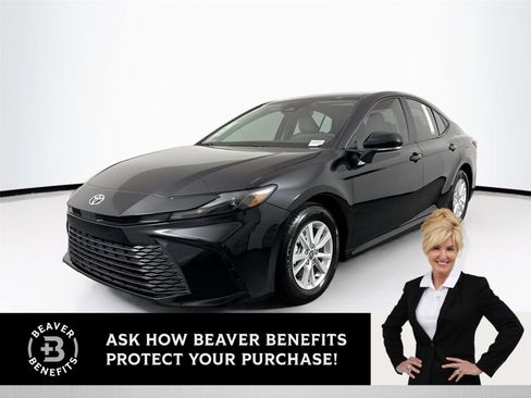 Certified 2025 Toyota Camry LE FWD image 1