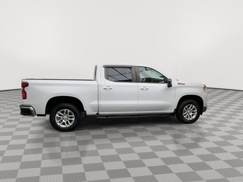 Certified 2022 Chevrolet Silverado 1500 LT AWD/4WD image 40