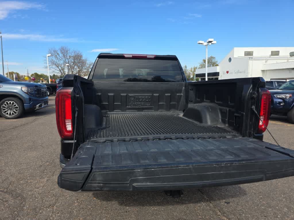 Used 2025 GMC Sierra 1500 SLT AWD/4WD image 16
