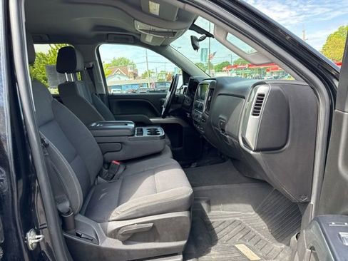 Used 2018 Chevrolet Silverado 1500 LT w/ All Star Edition AWD/4WD image 9