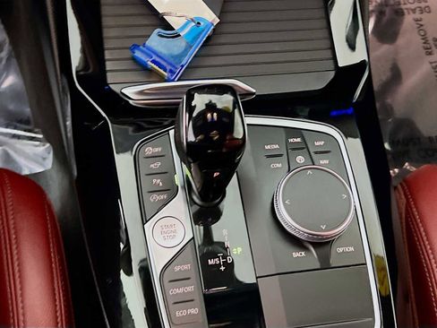 Used 2024 BMW X3 xDrive30i w/ Premium Package image 17