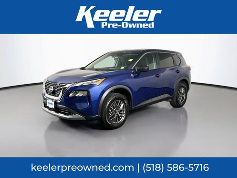 Used 2023 Nissan Rogue S AWD/4WD image 1