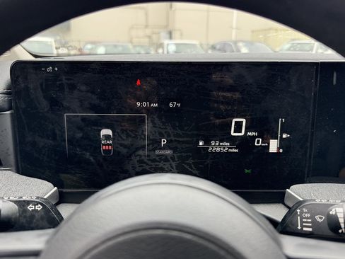 Used 2025 Nissan Kicks SV w/ Illumination Package FWD image 29