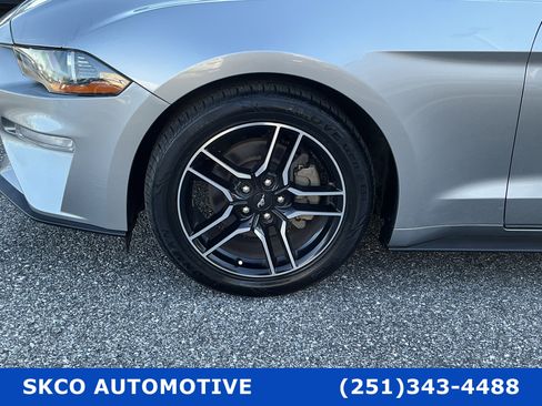 Used 2020 Ford Mustang Premium image 10