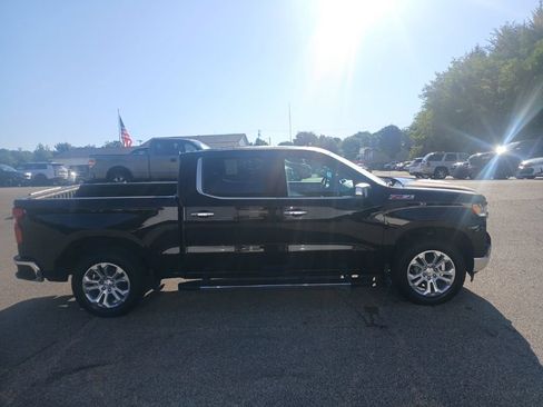 Used 2024 Chevrolet Silverado 1500 LTZ w/ LTZ Premium Package AWD/4WD image 6