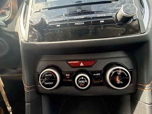 Used 2023 Subaru Crosstrek 2.0i Premium AWD/4WD image 18