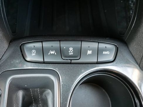 Used 2023 Chevrolet TrailBlazer LT AWD/4WD image 19