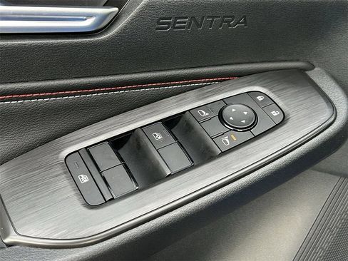 New 2026 Nissan Sentra SR w/ SR Premium Package FWD image 20