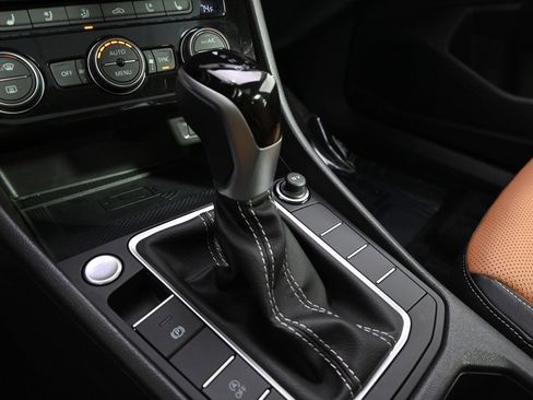 Used 2024 Volkswagen Jetta SEL image 30