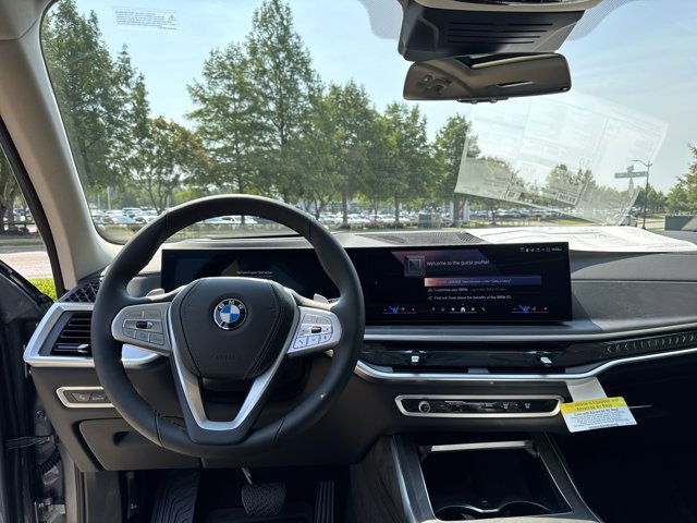 Certified 2026 BMW X7 xDrive40i w/ Premium Package AWD/4WD image 15