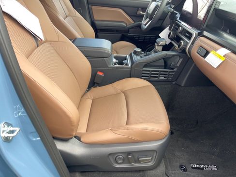 New 2026 Toyota 4Runner Limited image 17