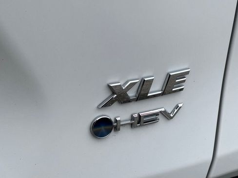 Certified 2025 Toyota RAV4 XLE AWD/4WD image 26