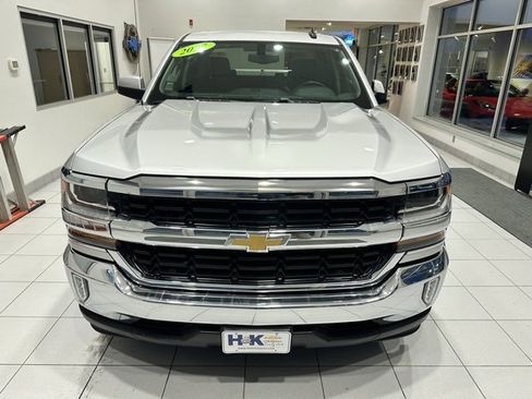 Used 2017 Chevrolet Silverado 1500 LT w/ Texas Edition image 2
