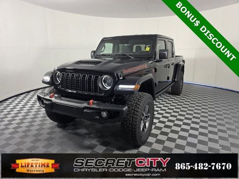 New 2025 Jeep Gladiator Mojave image 3