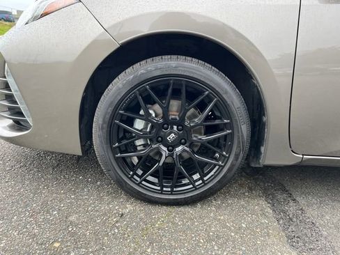 Used 2019 Toyota Corolla SE image 27