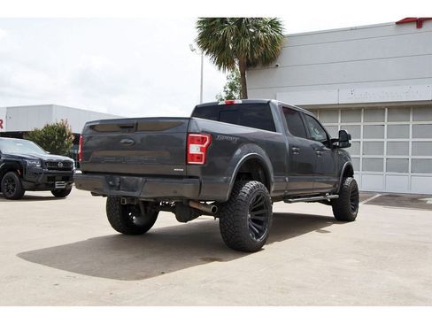 Used 2018 Ford F150 XLT w/ Equipment Group 302A Luxury AWD/4WD image 4