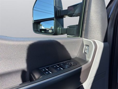 Used 2025 Ford F250 XL w/ STX Appearance Package image 12