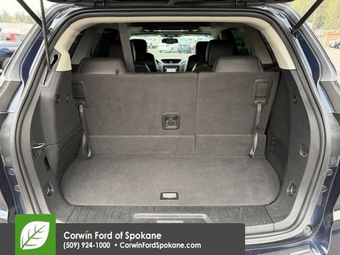 Used 2017 Chevrolet Traverse LT AWD/4WD image 19