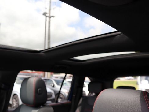 Certified 2024 Mercedes-Benz GLB 250 GLB 250 image 14