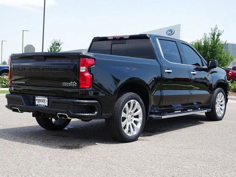 Used 2022 Chevrolet Silverado 1500 High Country w/ Technology Package AWD/4WD image 5
