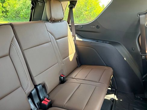 New 2026 Chevrolet Tahoe High Country w/ LPO, Illumination Package AWD/4WD image 50