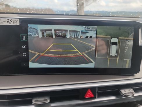 New 2026 Kia Sorento SX Prestige image 13