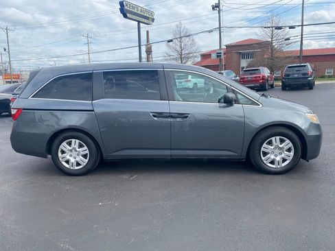 Used 2011 Honda Odyssey LX image 4