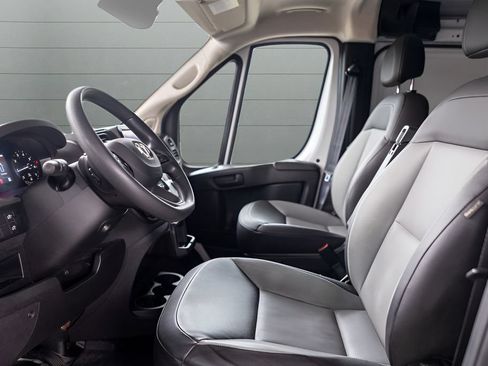 Used 2025 RAM ProMaster 2500 w/ Convenience Group FWD image 29