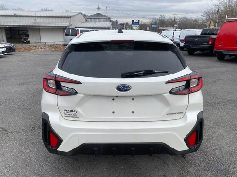 Used 2024 Subaru Crosstrek 2.0i image 6