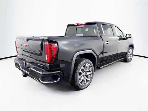 New 2026 GMC Sierra 1500 Denali w/ Denali Reserve Package AWD/4WD image 7