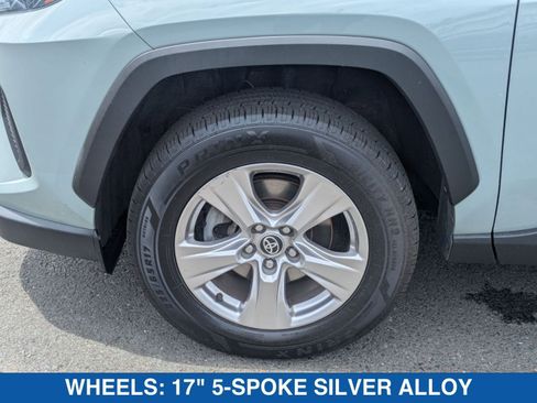 Used 2022 Toyota RAV4 XLE w/ Carpet Mat Package (TMS) AWD/4WD image 11