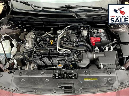 Used 2025 Nissan Altima 2.5 SV AWD/4WD image 10