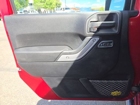 Used 2013 Jeep Wrangler Unlimited Sahara w/ Trailer Tow Group AWD/4WD image 18