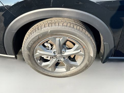 Certified 2026 Honda HR-V LX image 25