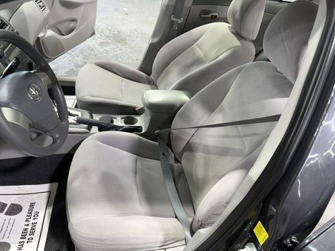 Used 2010 Toyota Corolla FWD image 19