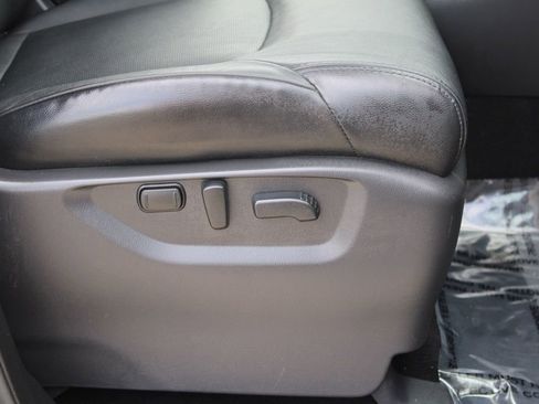 Used 2023 Nissan Armada SL image 22