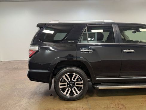 Used 2021 Toyota 4Runner Limited image 33