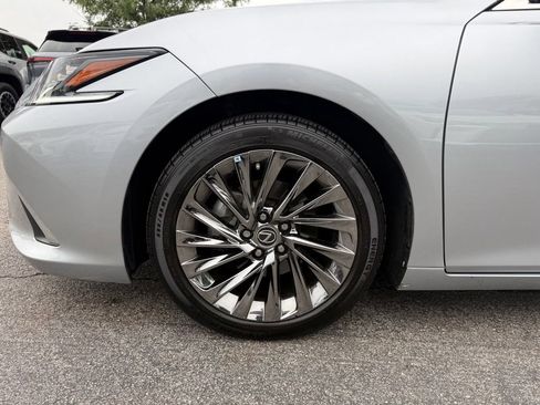 Used 2024 Lexus ES 350 Ultra Luxury w/ Accessory Package (Z2) FWD image 25