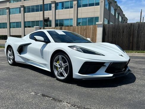 Used 2020 Chevrolet Corvette Stingray Preferred Cpe w/ 2LT Preferred Equipment Group RWD image 15