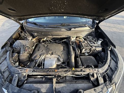 Used 2019 Chevrolet Equinox Premier AWD/4WD image 8