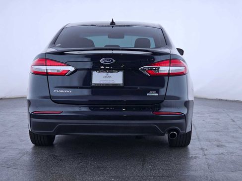 Used 2020 Ford Fusion SE w/ Equipment Group 151A FWD image 7