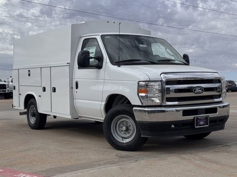 New 2026 Ford E-350 and Econoline 350 Super Duty w/ Power Equipment Group image 3