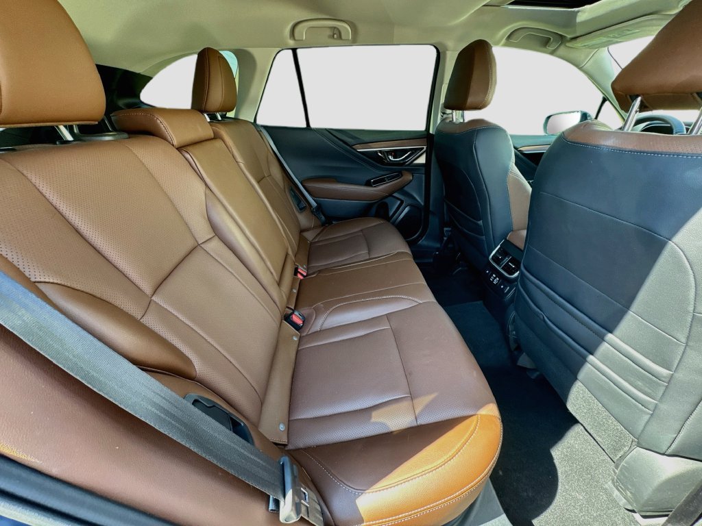 Used 2023 Subaru Outback Touring XT AWD/4WD image 35
