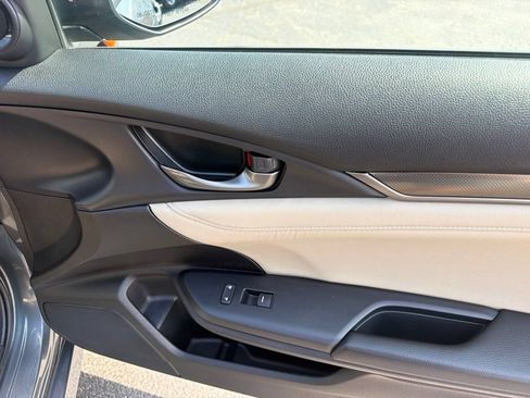 Used 2019 Honda Civic EX-L image 37