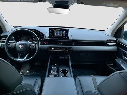 Used 2025 Honda Pilot EX-L image 21