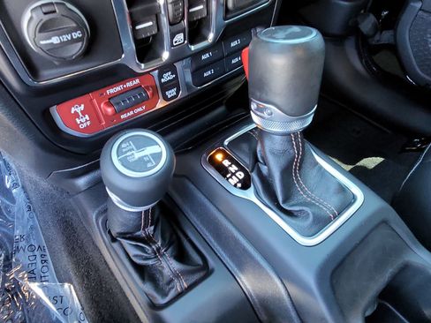 Certified 2021 Jeep Wrangler Unlimited Rubicon AWD/4WD image 21