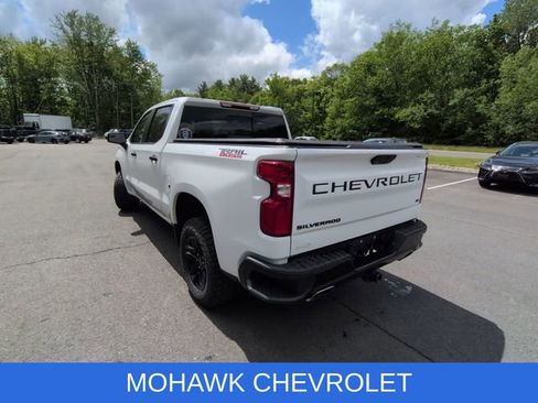 Used 2020 Chevrolet Silverado 1500 LT Trail Boss AWD/4WD image 12