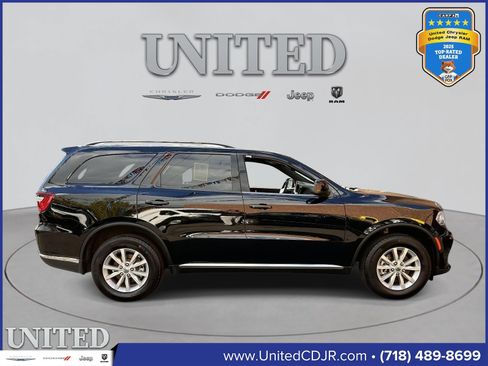 Used 2023 Dodge Durango SXT Launch Edition image 2